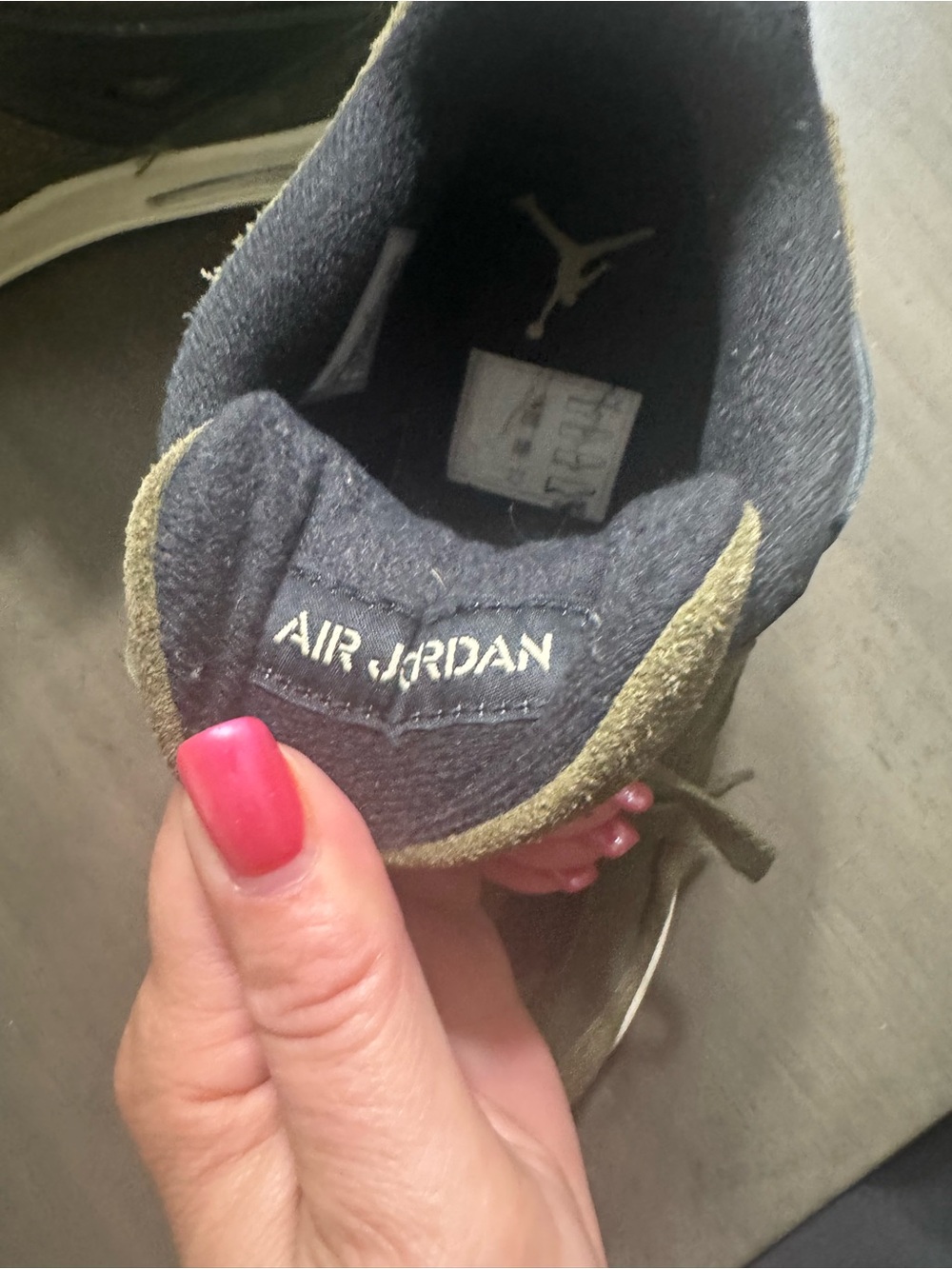 Nike Air Jordan 4 Retro Craft Men's Olive Green Sneakers - Picture 6 of 7